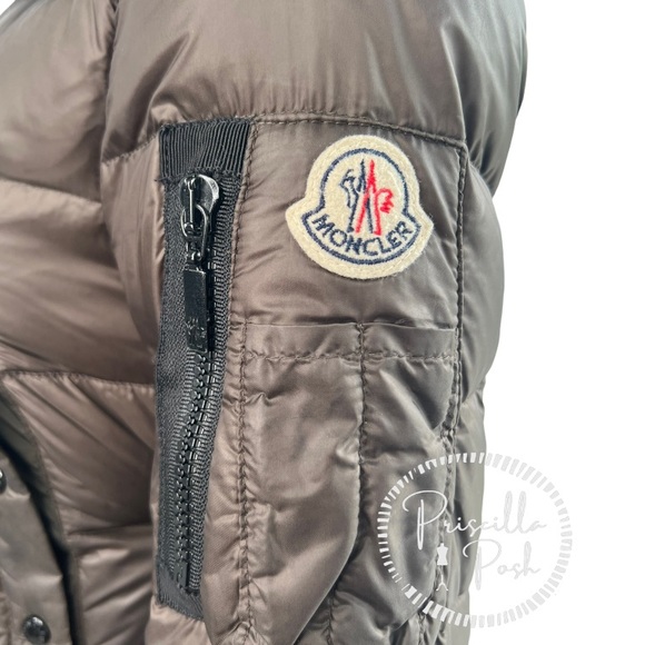 Moncler Drawstring-Back Puffer Jacket Olive Green “Chambly” Long Puffer Coat - Picture 8 of 16